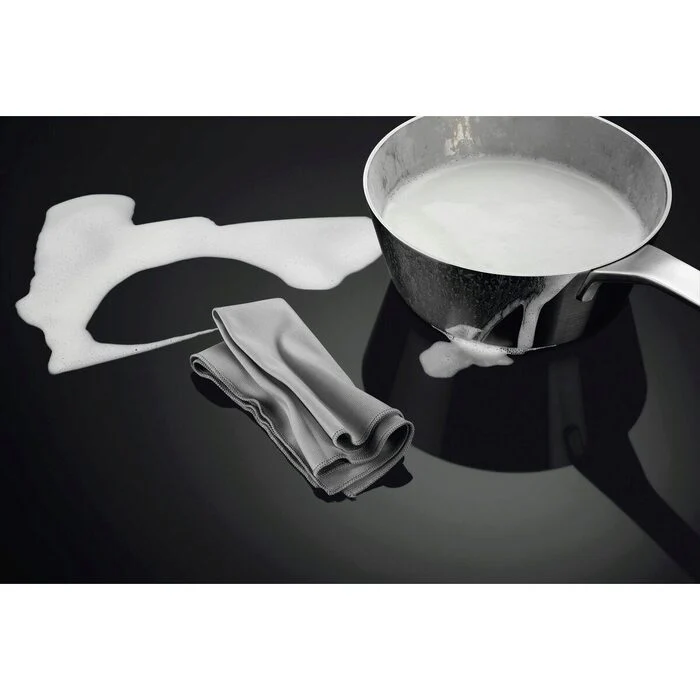 AEG CIX6500ABB 5000 Series Surround Cook 60cm Freestanding Electric Cooker with Induction Hob in Black - Image 7
