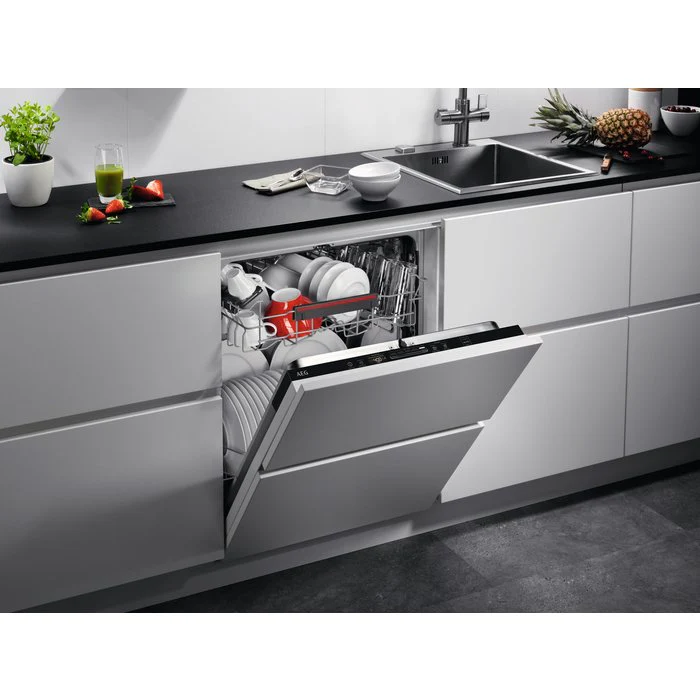 AEG FSS53637Z Series 6000 Full-size Fully Integrated Dishwasher White 13 Settings - Image 2