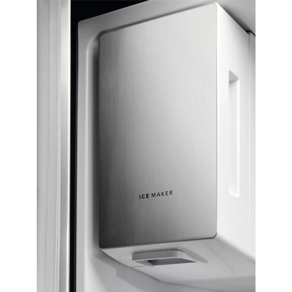 AEG RMB954E9VX Series 9000 Freestanding Plumbed-In American Fridge Freezer Stainless Steel - Image 9