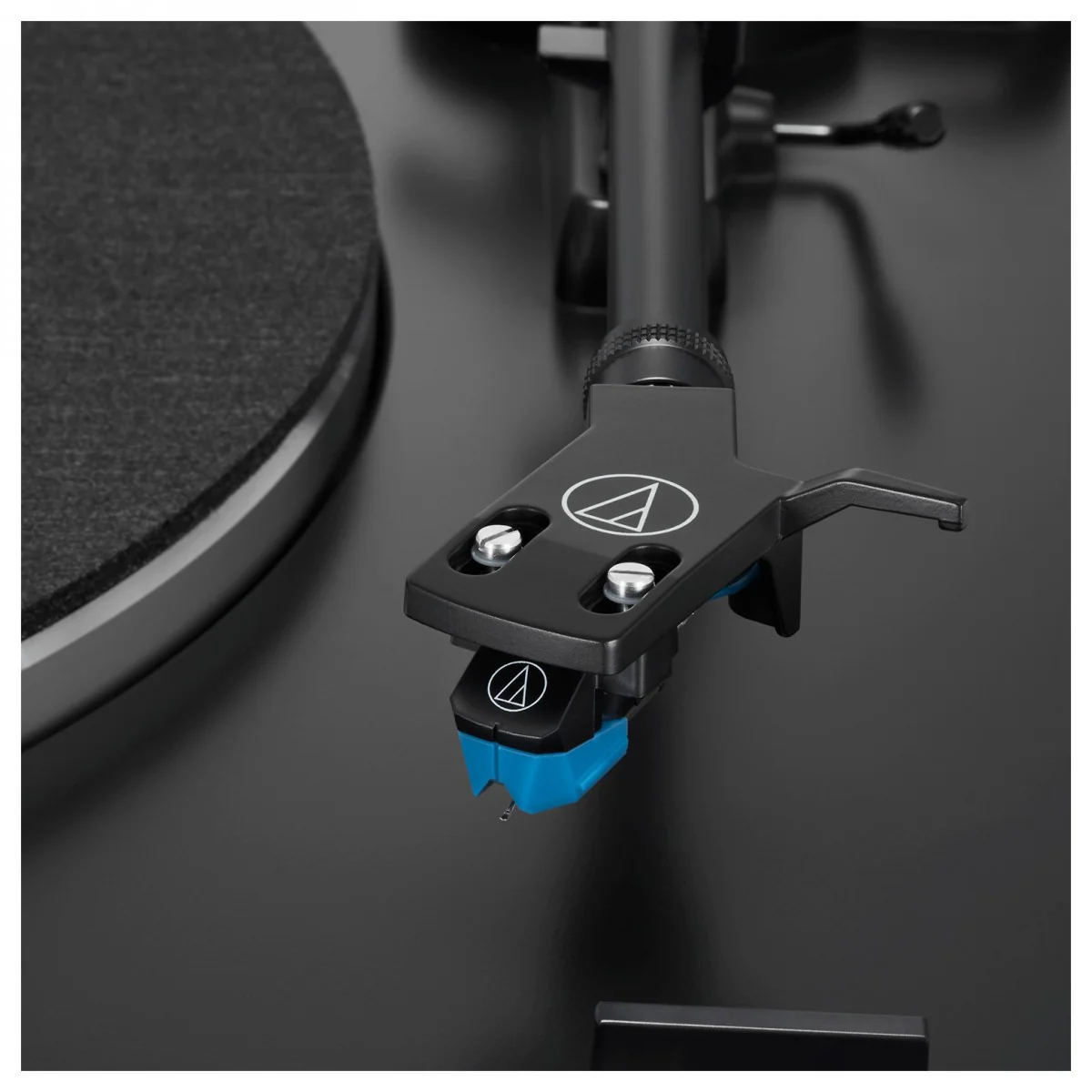 Audio Technica ATLP3XBT Belt-Drive BLUETOOTH Turntable in Black - Image 5