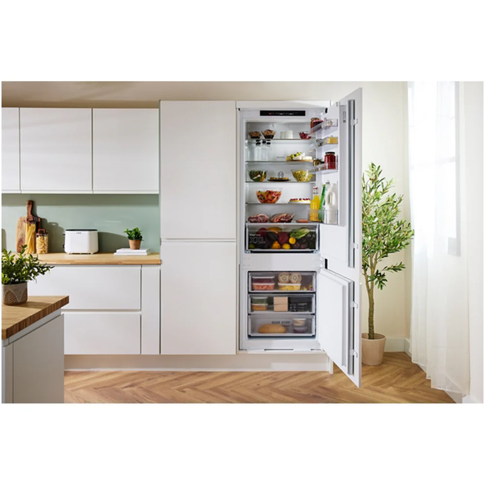 Bosch KBN96NSE1G Series 2 Fully Integrated 60/40 Fridge Freezer Frost Free - E Rated - Image 12