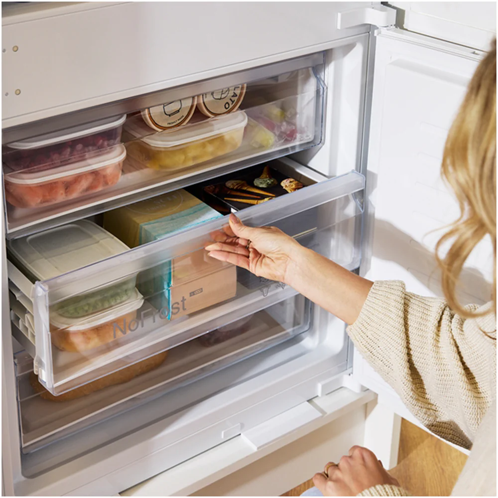 Bosch KBN96NSE1G Series 2 Fully Integrated 60/40 Fridge Freezer Frost Free - E Rated - Image 13