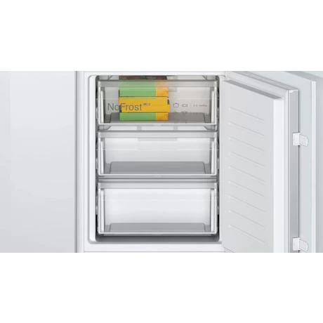 Bosch KIN86NSE0G Series 2 Built-In Frost Free Fridge Freezer White - Image 5