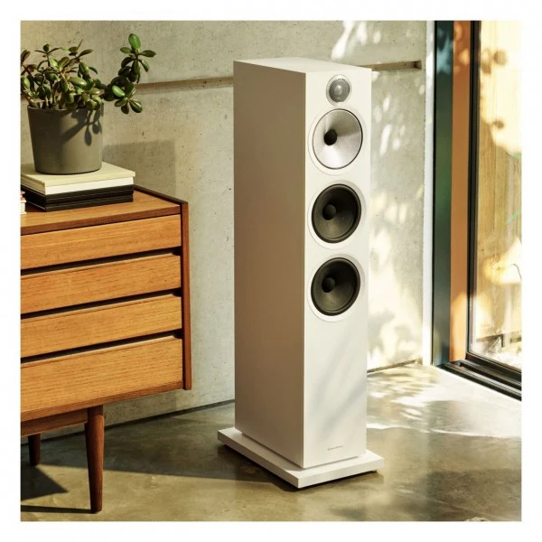 Bowers & Wilkins 603 & 606 5.1 Surround Sound Speaker Package White - Image 12