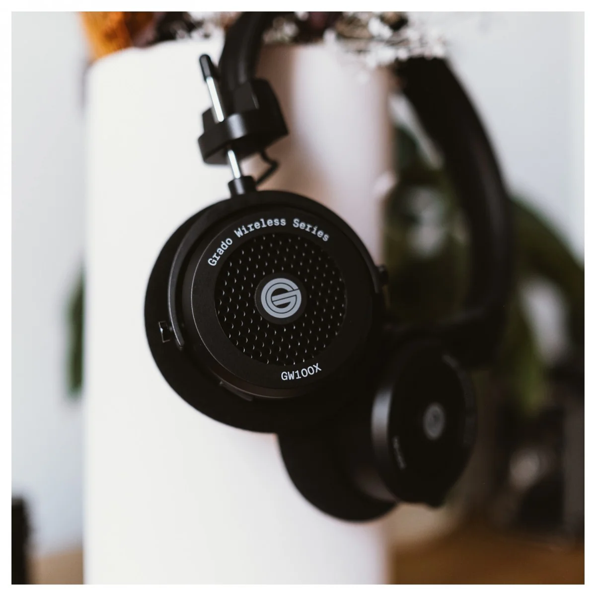 Grado GW100X Bluetooth Open-Back Wireless On-Ear Headphones Black - Image 7