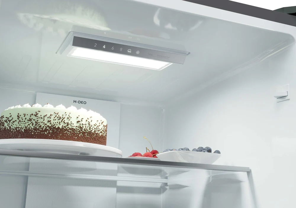 Haier HTR3518ENMTK 3D Series 3 60/40 Fridge Freestanding Frost Free Freezer Black - Image 12