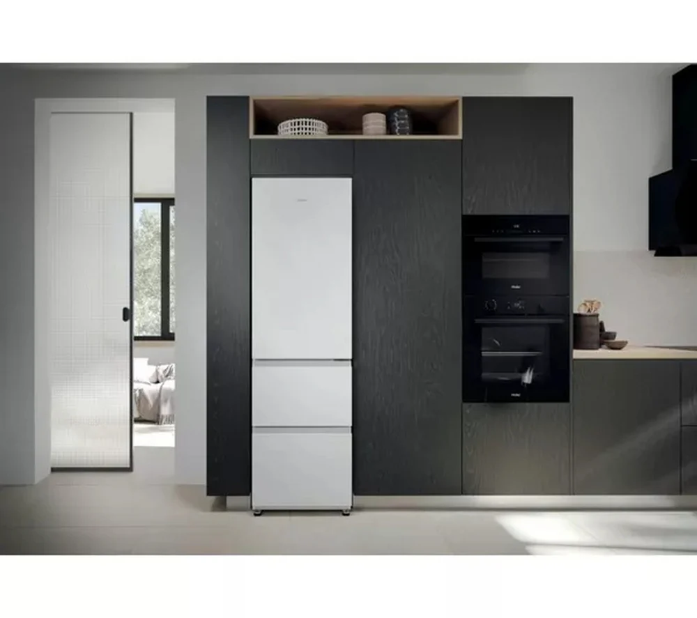 Haier HTR3518ENMWK 3D Series-3 60/40 Freestanding Total No Frost Fridge Freezer White - Image 7