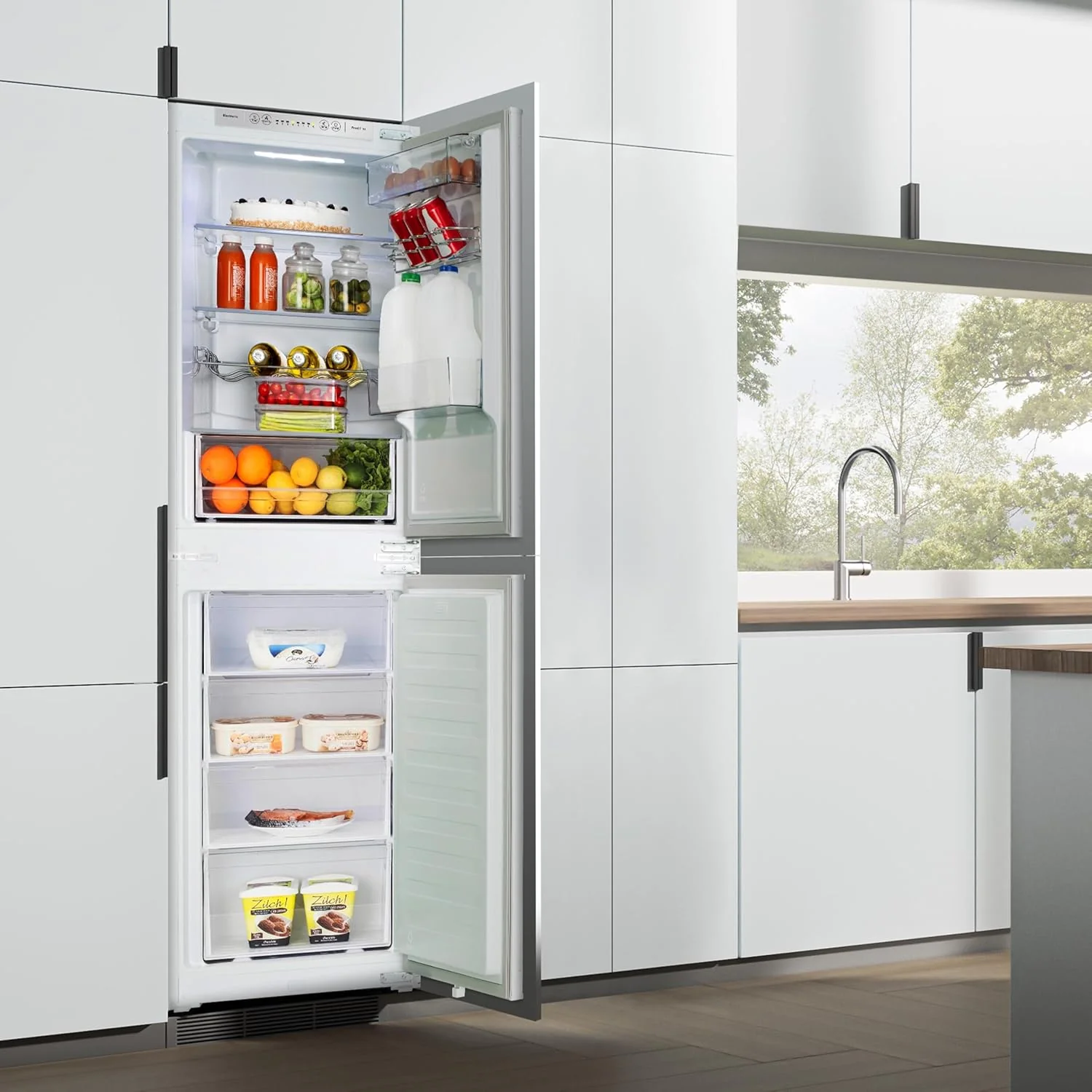 Hisense RIB291F4AWE 177cm High Integrated Frost Free Fridge Freezer White - Image 10