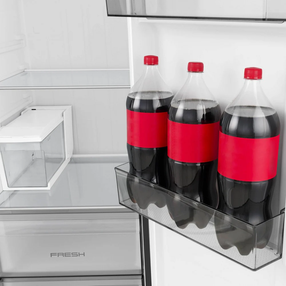 Hisense RS5P528STBE PureFlat Non Plumbed Total No Frost American Fridge Freezer Black - Image 6