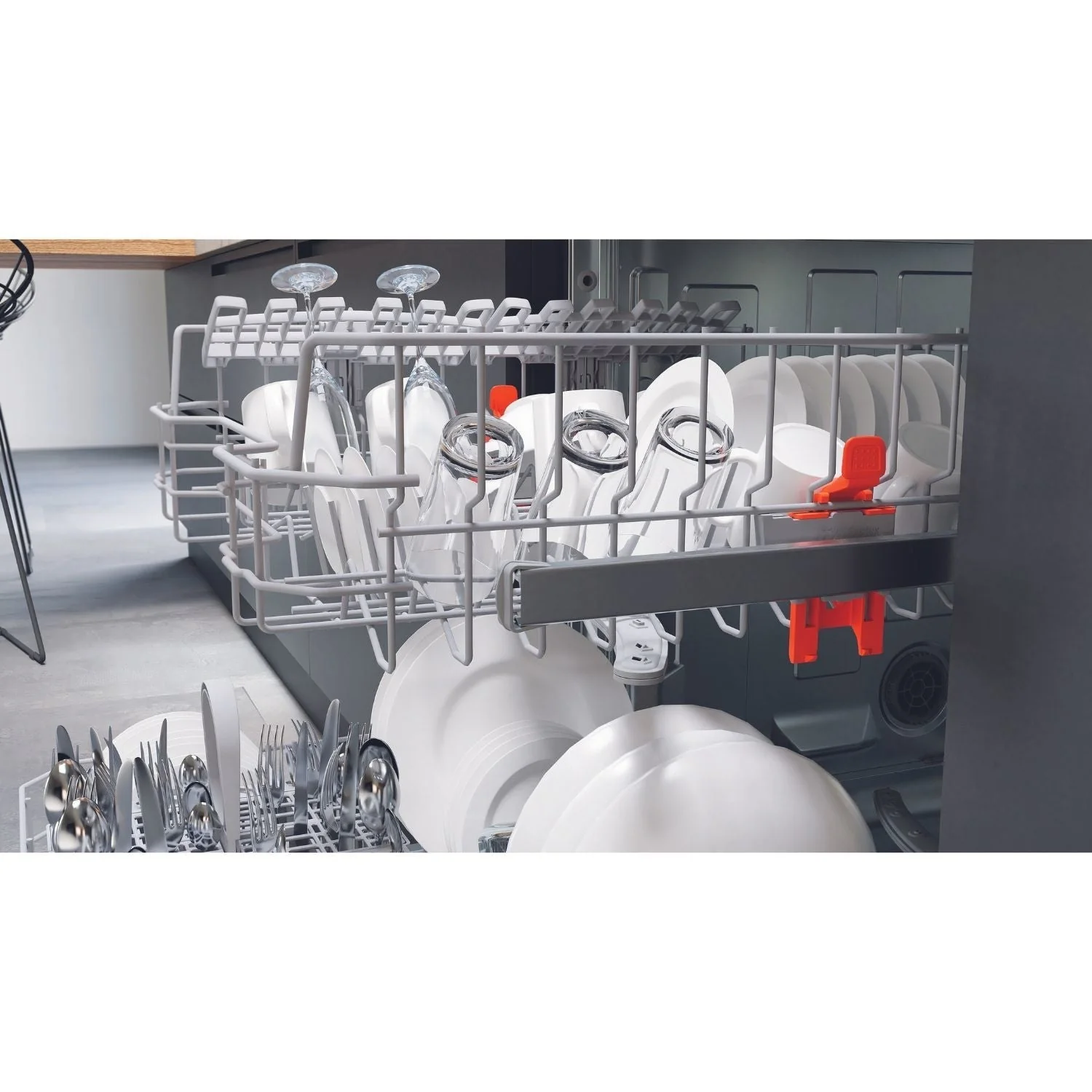 Hotpoint H3BL626XUK Semi-Integrated Dishwasher 14 Place Setting Inox - Image 4
