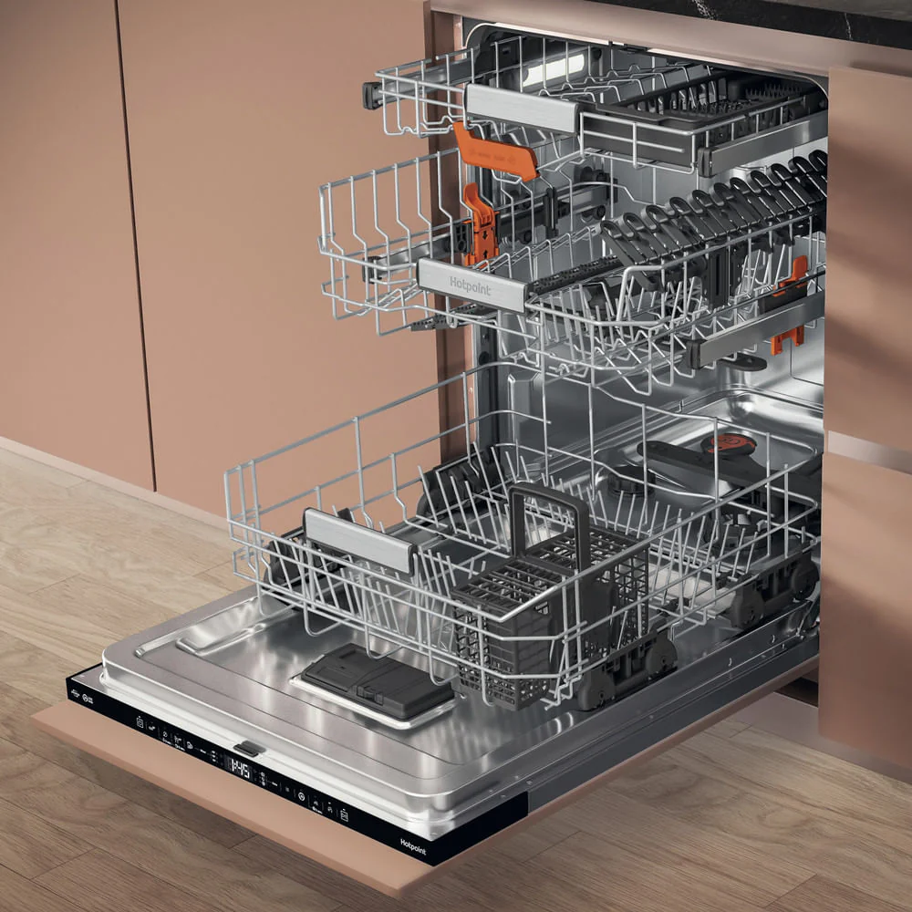 Hotpoint H8IA115M4TUSUK Hydroforce Integrated Full Size Dishwasher with Maxi Space Tub 15 Place Settings - Image 2