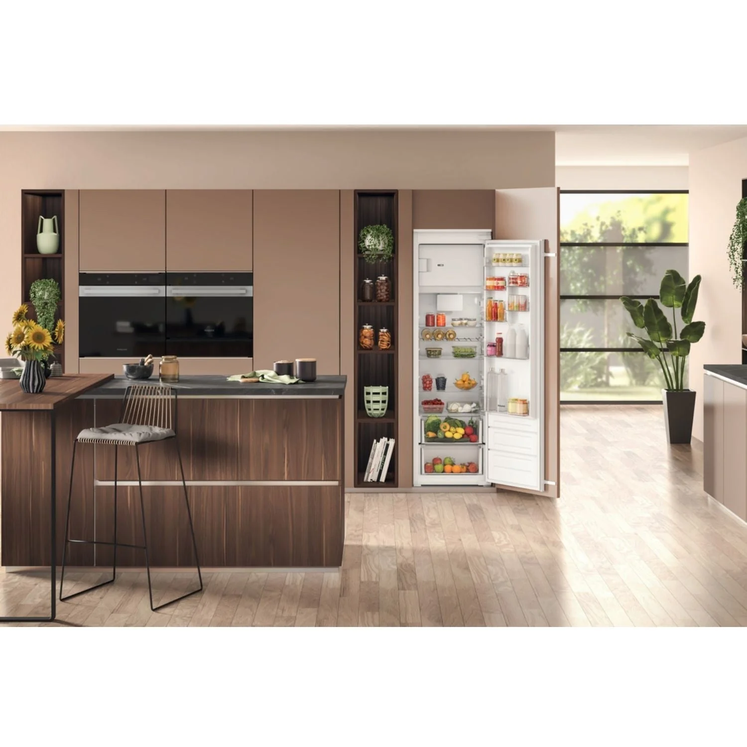 Hotpoint HTSD184011A1 Integrated Low Frost Tall Fridge - Image 7