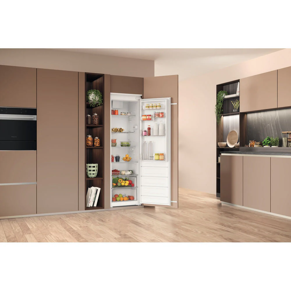 Hotpoint HTSD18A011A1 Integrated Low Frost Tall Larder Fridge - Image 5