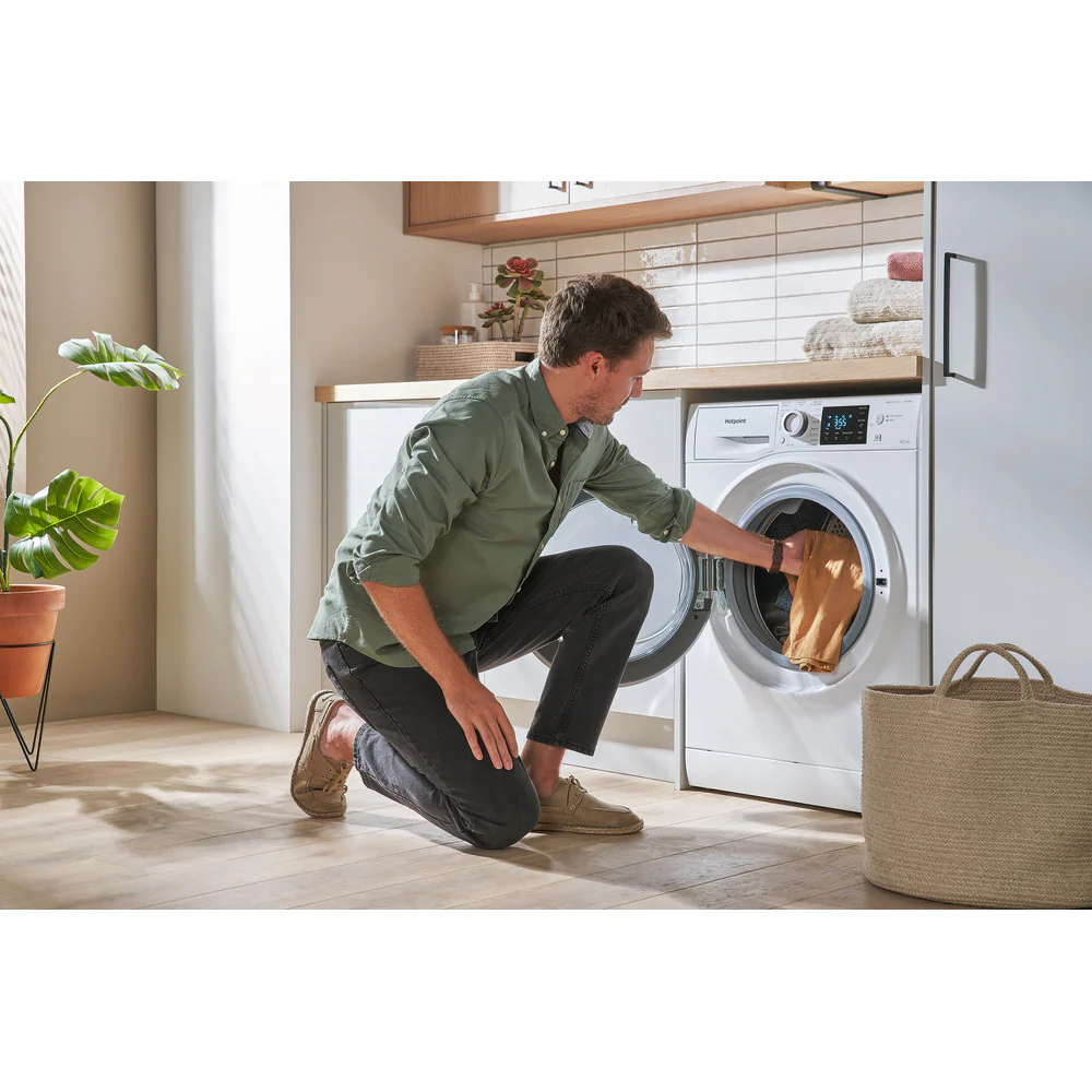 Hotpoint NDB8635WUK 8+6KG Washer Dryer with 1400 Spin White - Image 10
