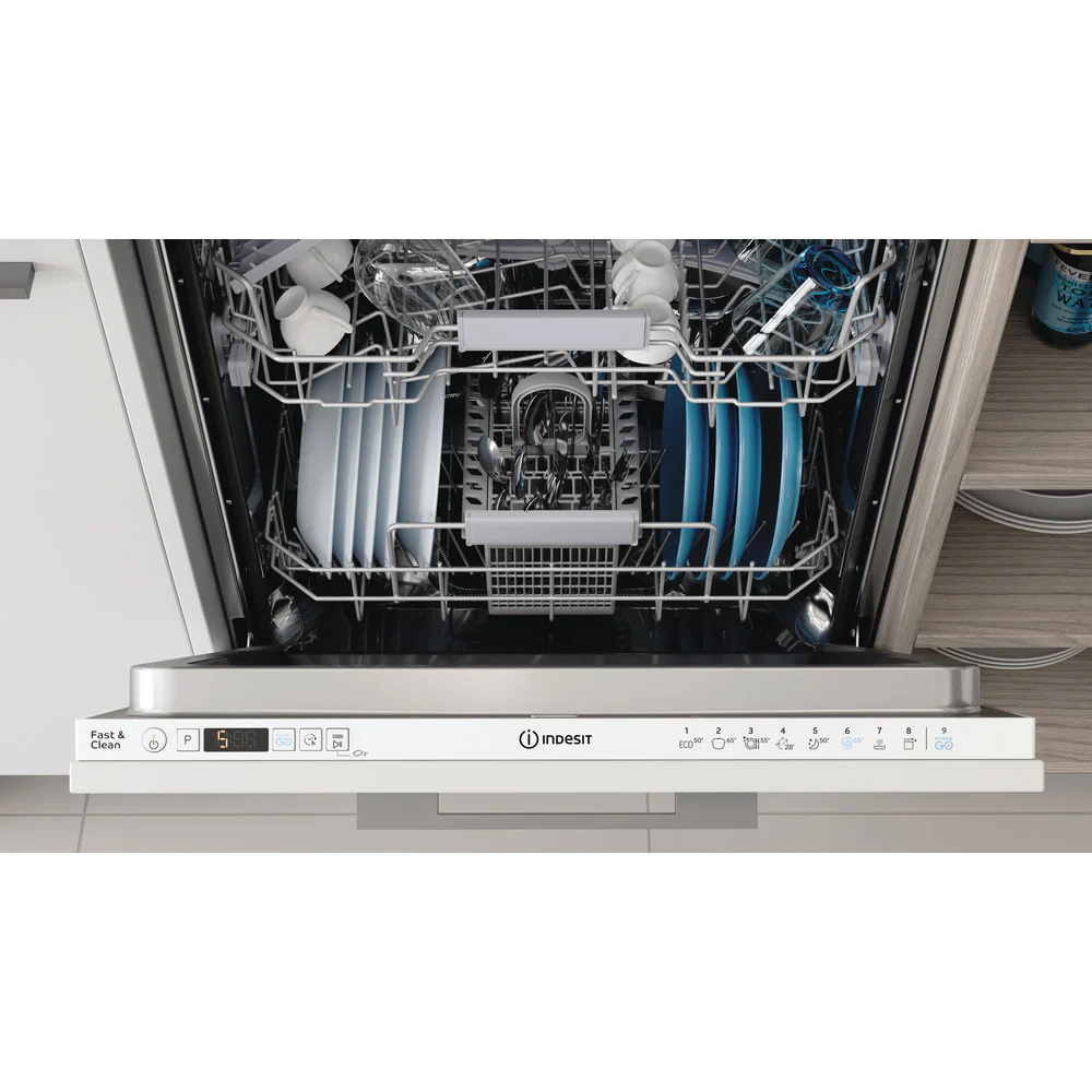 Indesit D2IHD526 Integrated Full Size Dishwasher With 14 Place Setting White - Image 4