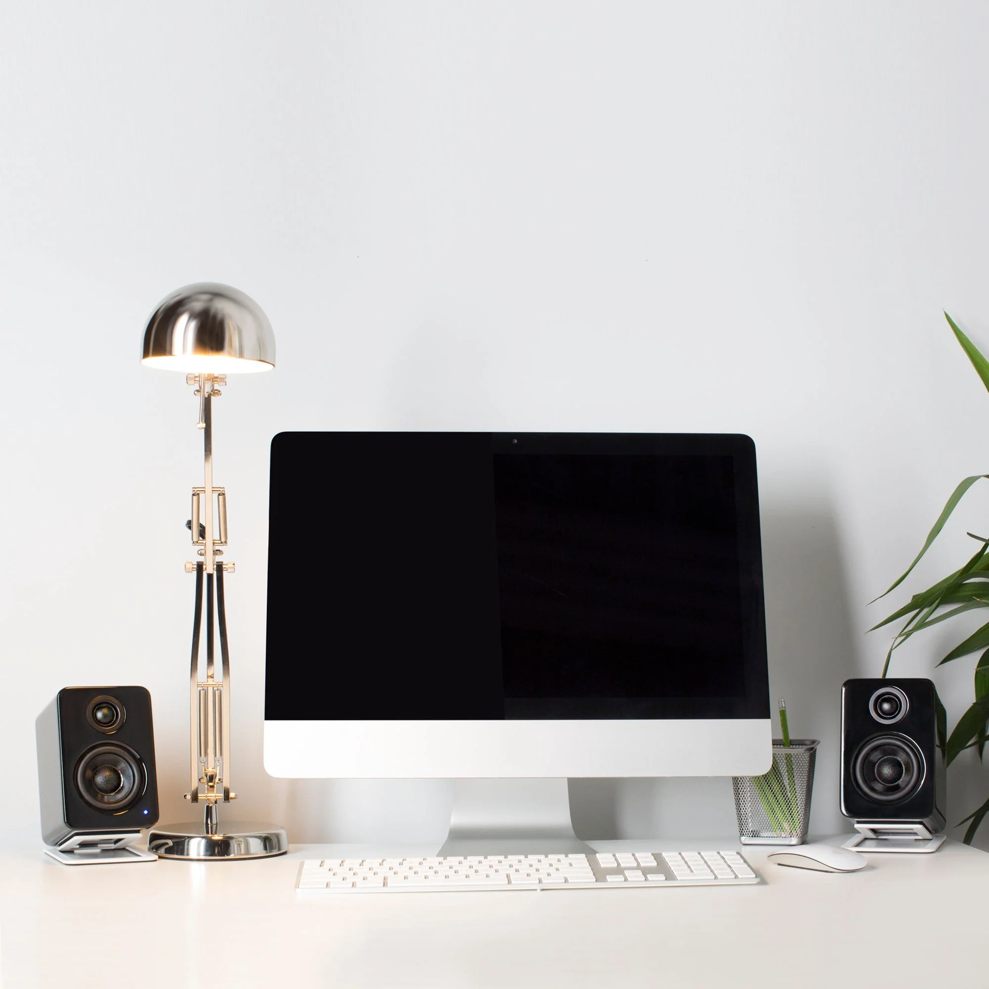 Kanto S2 Small Desktop Speaker Stands White - Image 11