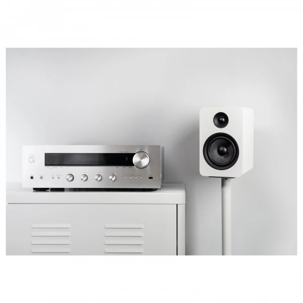 Kanto YUP6 Passive 5.25 inch Bookshelf Speakers Matte White - Image 6