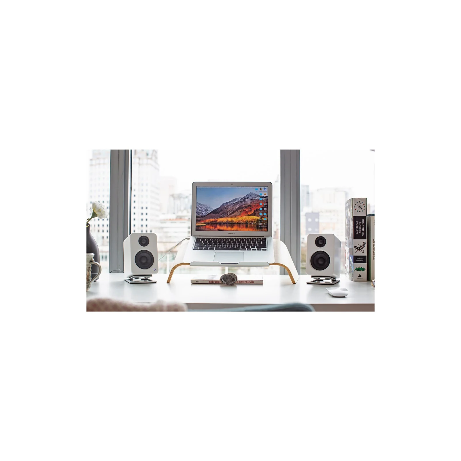 Kanto YU2 Powered Desktop Speakers Matte White - Image 13