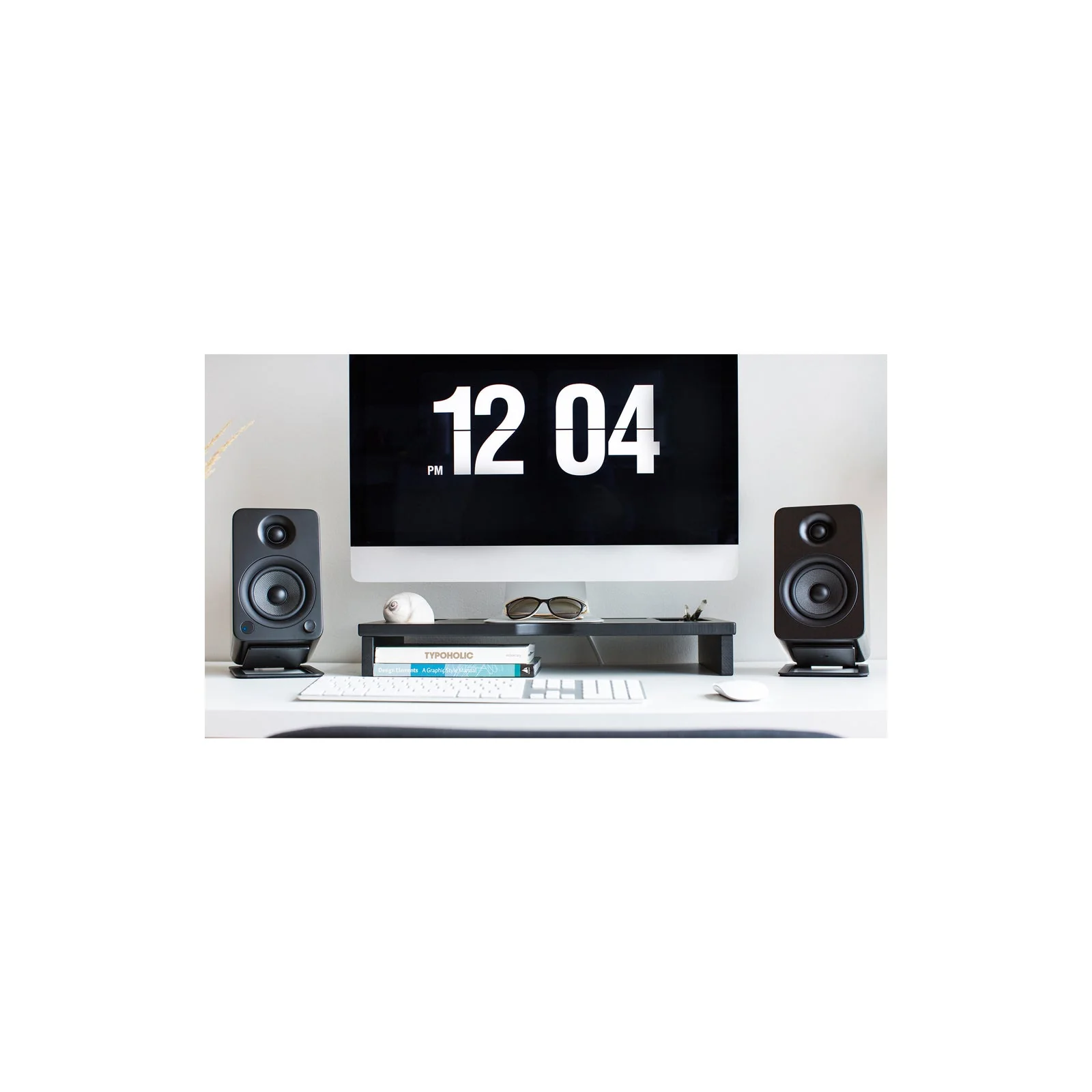 Kanto YU4 Powered Bookshelf Speakers With Bluetooth Matte Black - Image 9