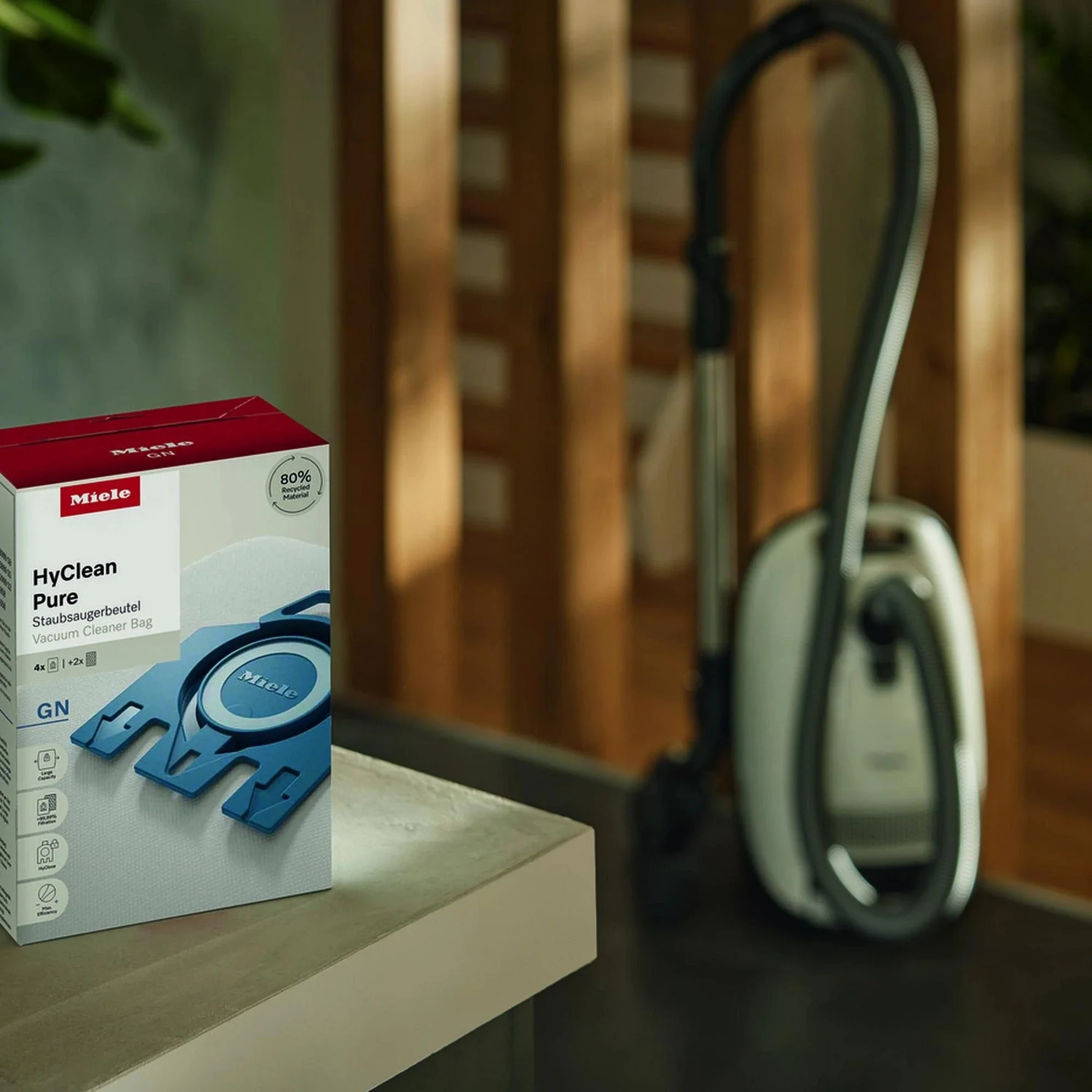 Miele GN HyClean Pure Vacuum Cleaner Bags - Pack of 4 - Image 6