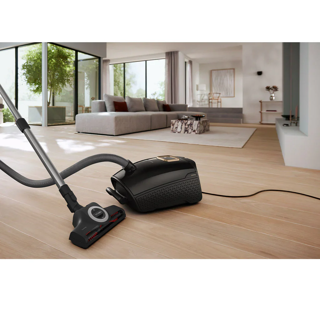 Miele Guard L1 Cat and Dog Flex 890W Cylinder Vacuum Obsidian Black - Image 4