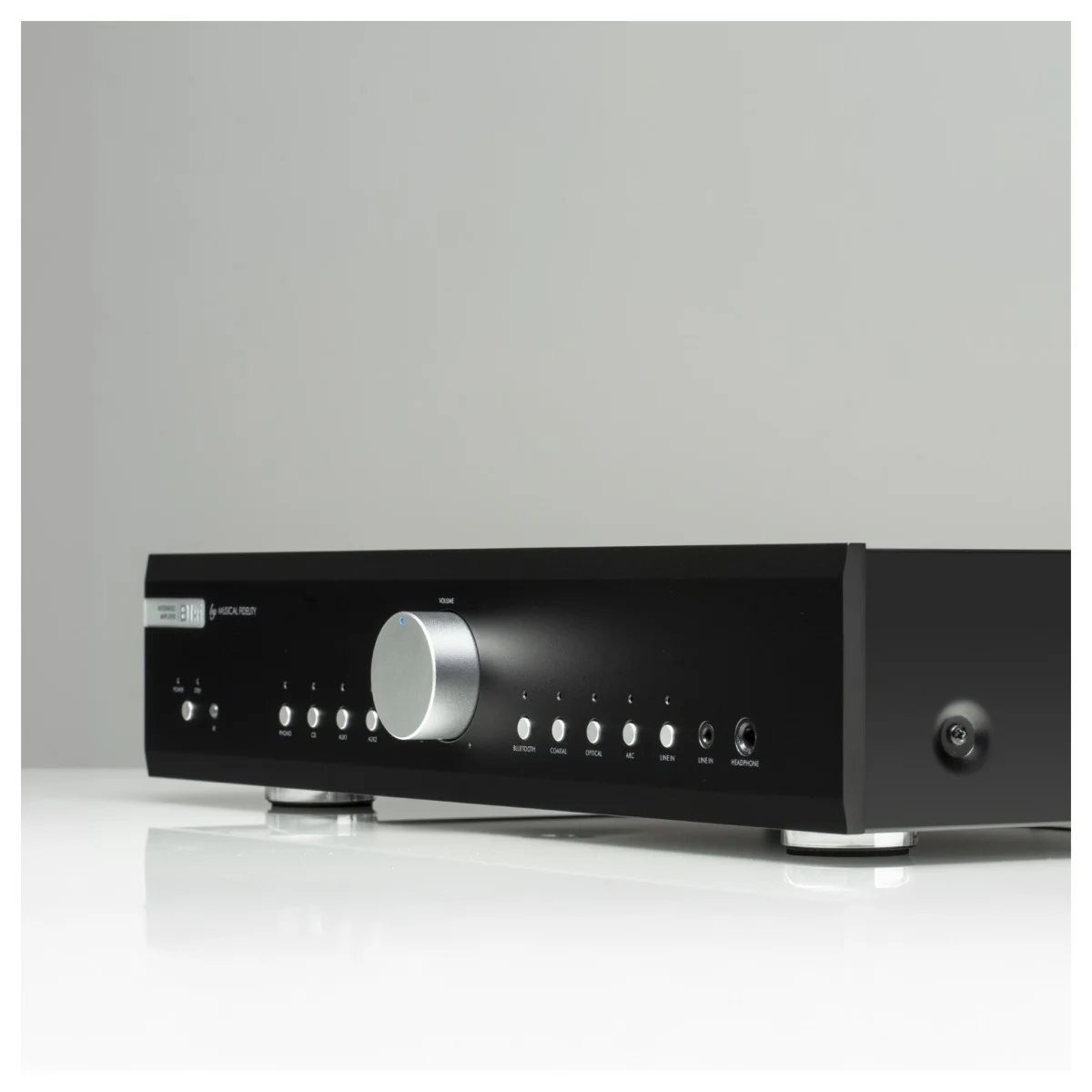 Musical Fidelity B1xi Integrated Amplifier with Acoustic Energy AE300 MK2 Bookshelf Speakers - Black - Image 5