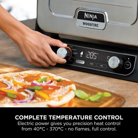 Ninja Woodfire Electric Outdoor Oven Artisan Pizza Maker and BBQ Smoker Terracota OO101UK - Image 6