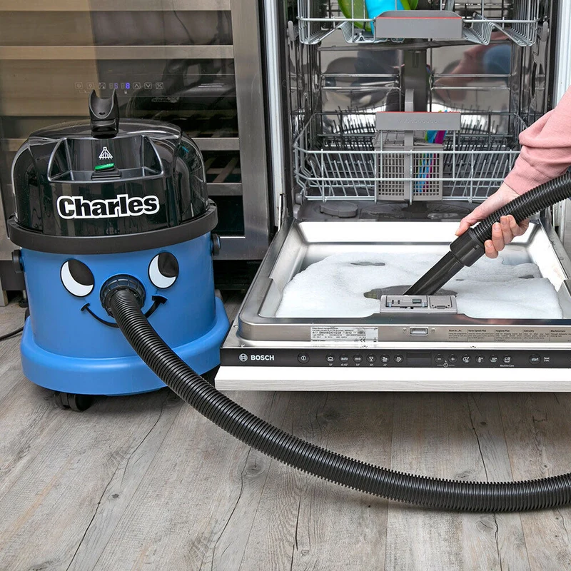 Numatic Charles CVC370 Wet And Dry Vacuum Cleaner Blue 824615 - Image 6