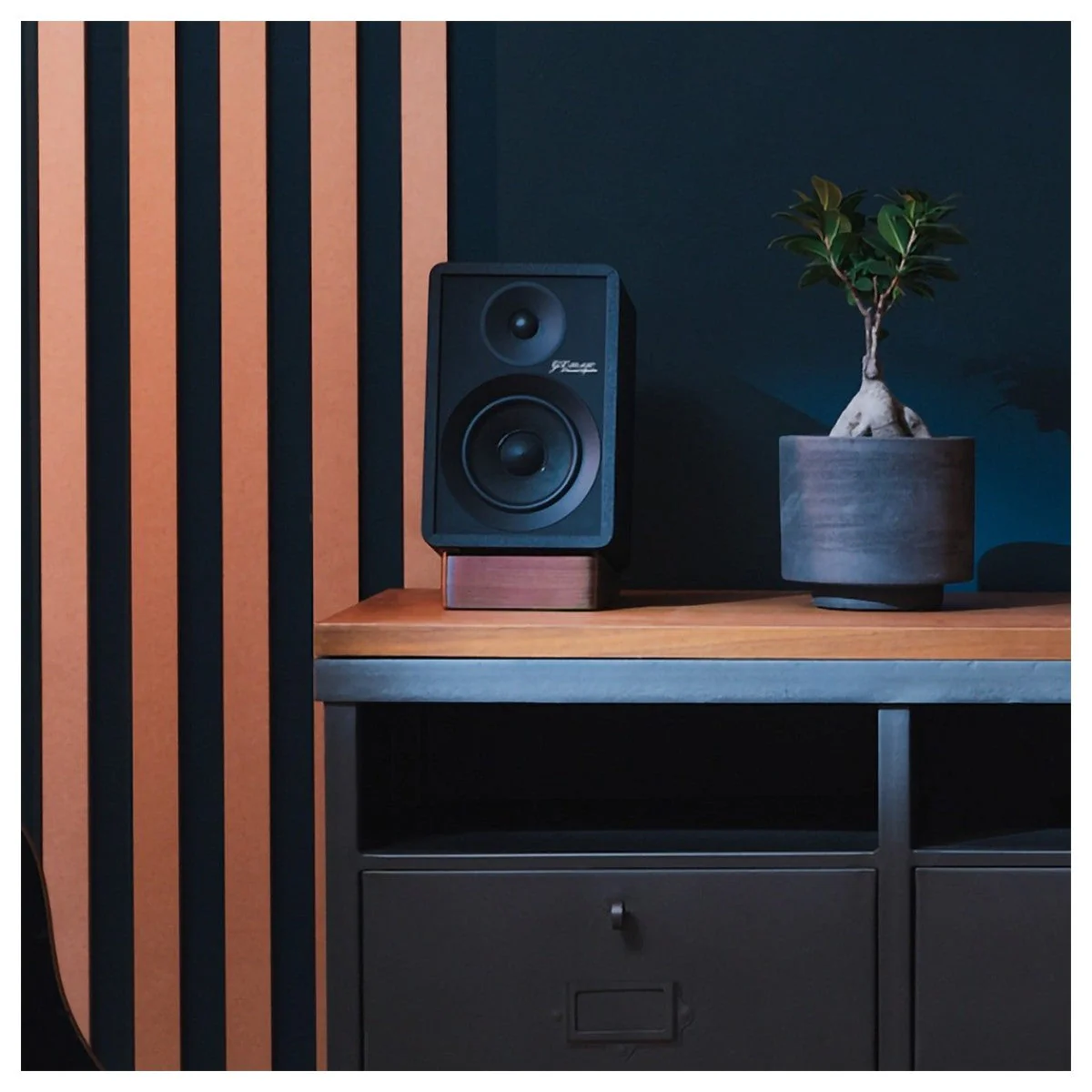 Onkyo Creator Series GX-30ARC Active Bookshelf Speakers Pair - Black - Image 10