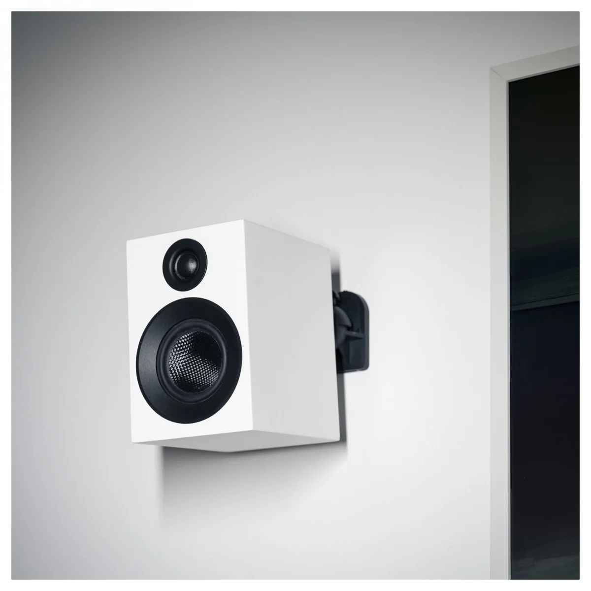 Pro-Ject Speaker Box 3E Carbon Bookshelf Speakers Pair White - Image 5