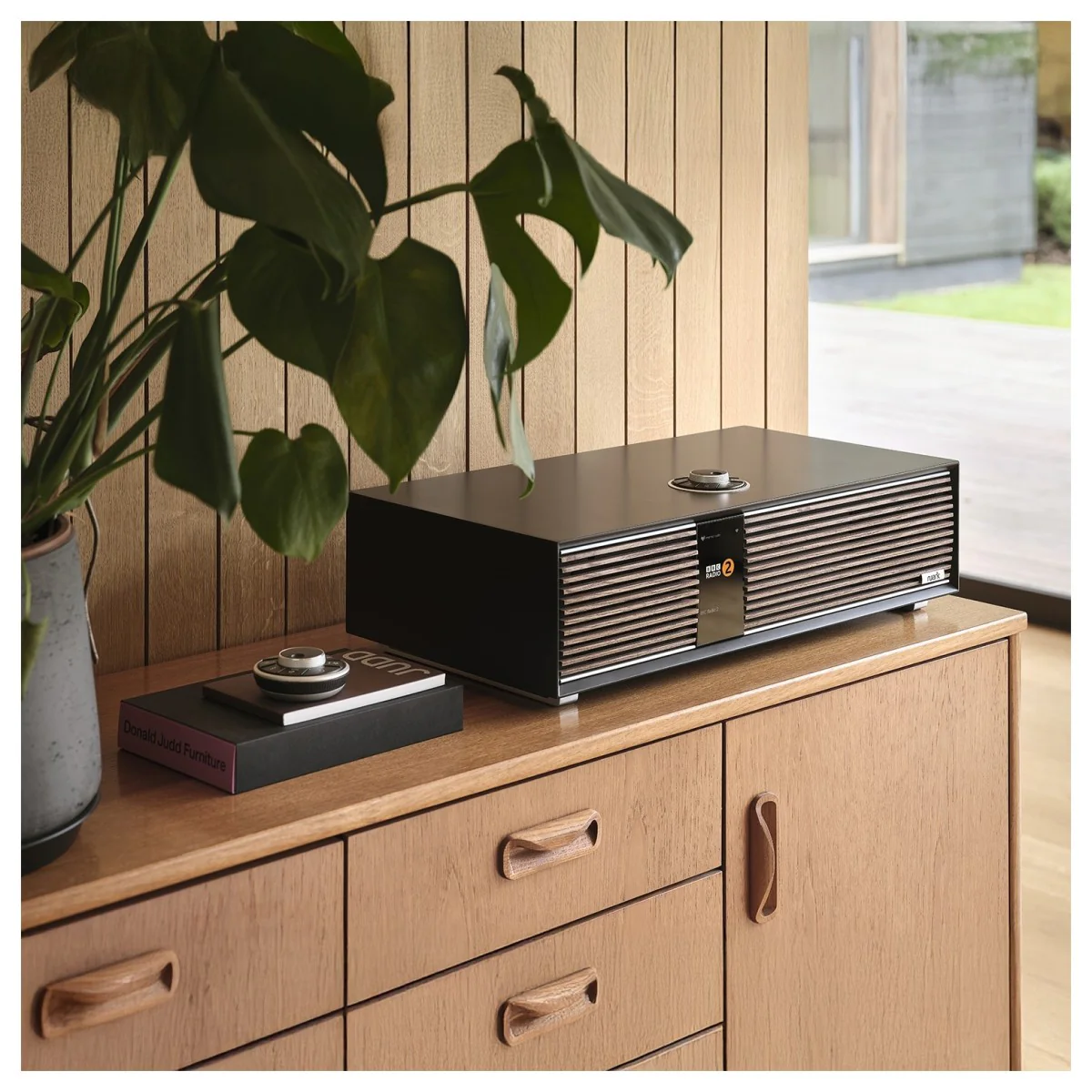 Pro-Ject T1 EVO Phono Belt-Driven Turntable Black and Ruark R410 Integrated Wireless Music System Charcoal HiFi Package - Image 9