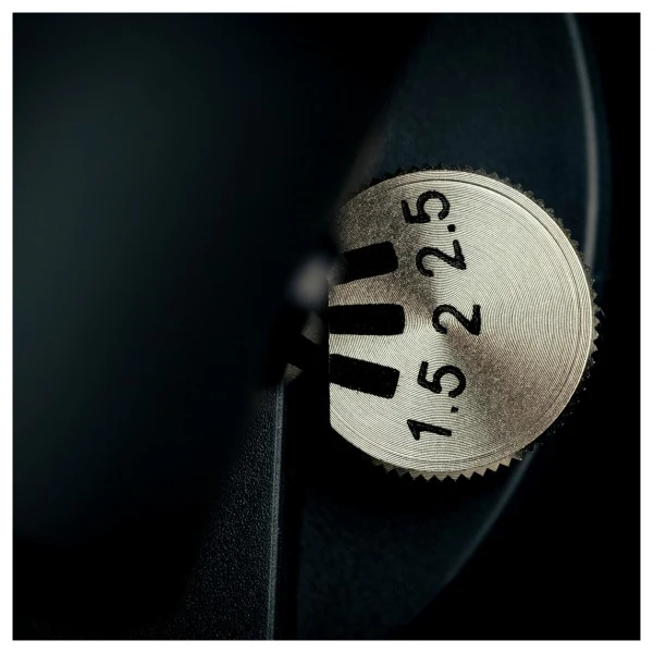 Pro-Ject T2 Turntable Black Gloss - Image 5