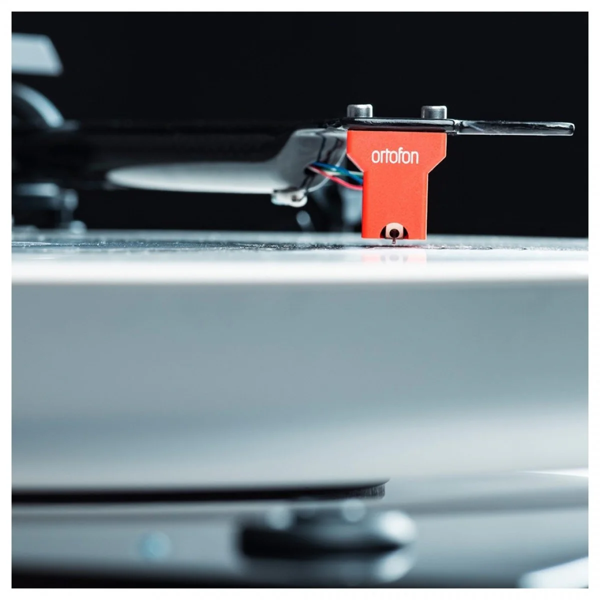 Pro-Ject X2 B Balanced Belt Driven Turntable - Satin Black - Image 7