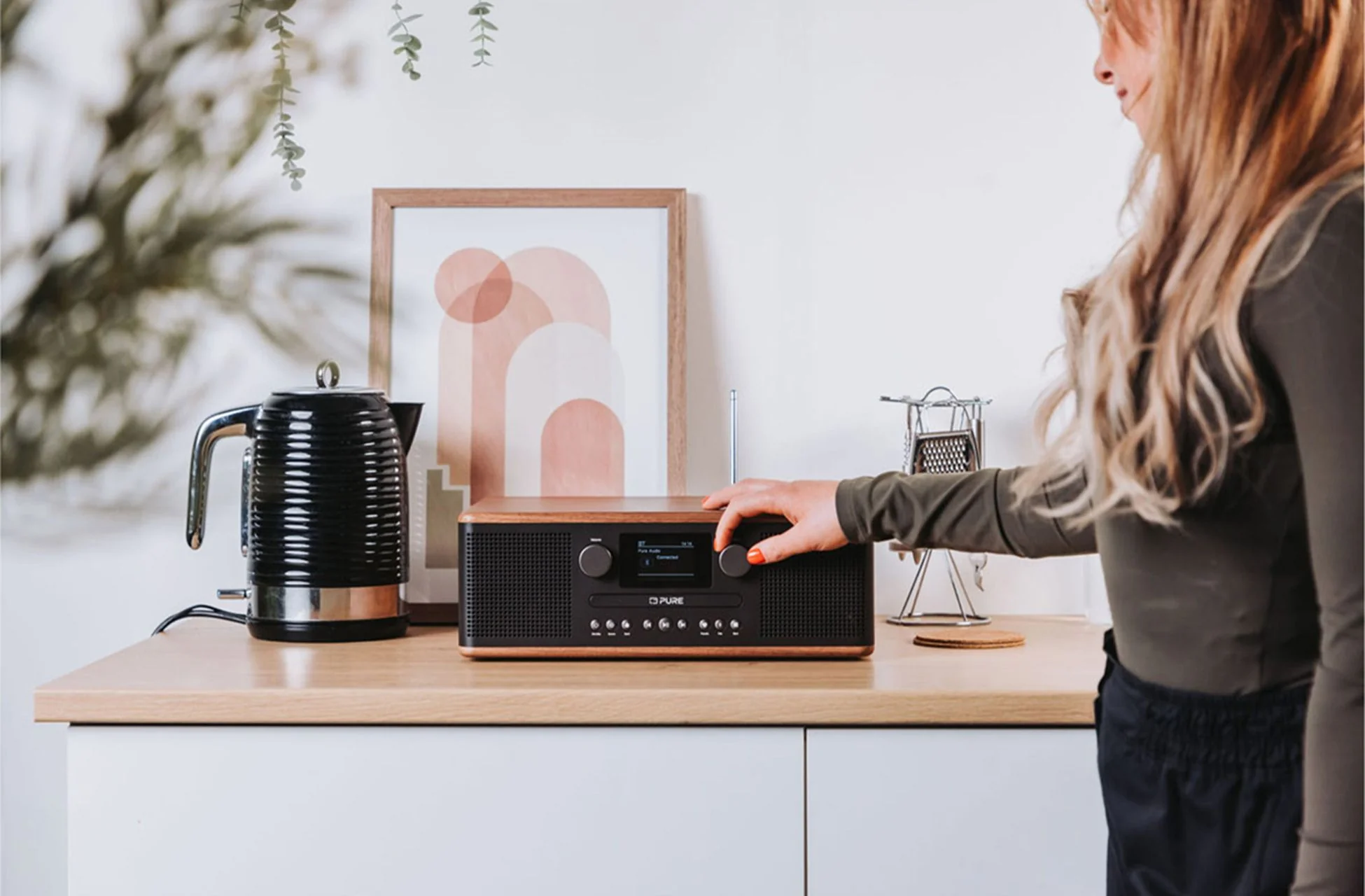 Pure Classic C-D6 DAB+ FM Radio with Bluetooth CD Player Coffee Black - Image 6