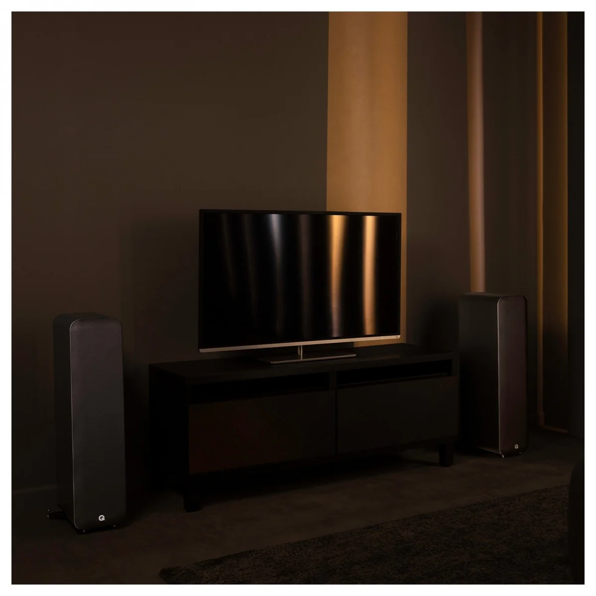 Q Acoustics M40 Powered Bluetooth Floorstanding Speakers Pair Black - Image 16