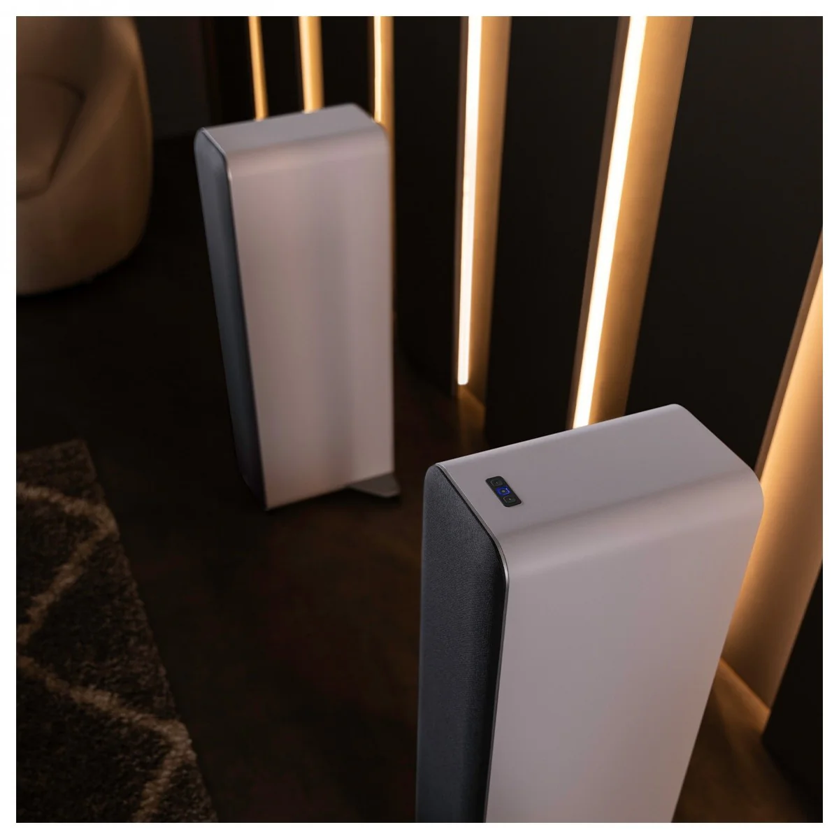 Q Acoustics M40 Powered Bluetooth Floorstanding Speakers Pair White - Image 10