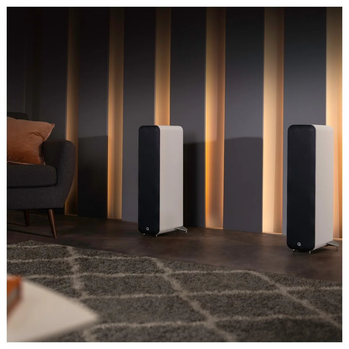 Q Acoustics M40 Powered Bluetooth Floorstanding Speakers Pair White - Image 11