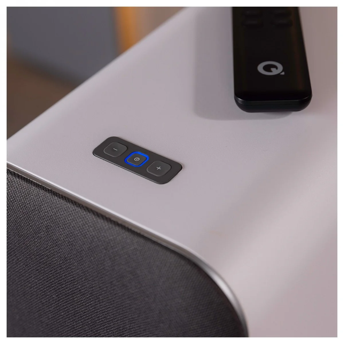 Q Acoustics M40 Powered Bluetooth Floorstanding Speakers Pair White - Image 7