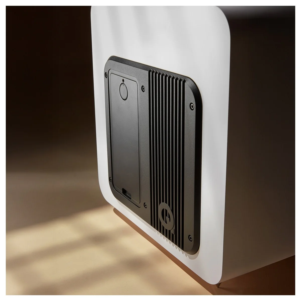Q Acoustics Q SUB 80 Subwoofer Satin White - Image 10