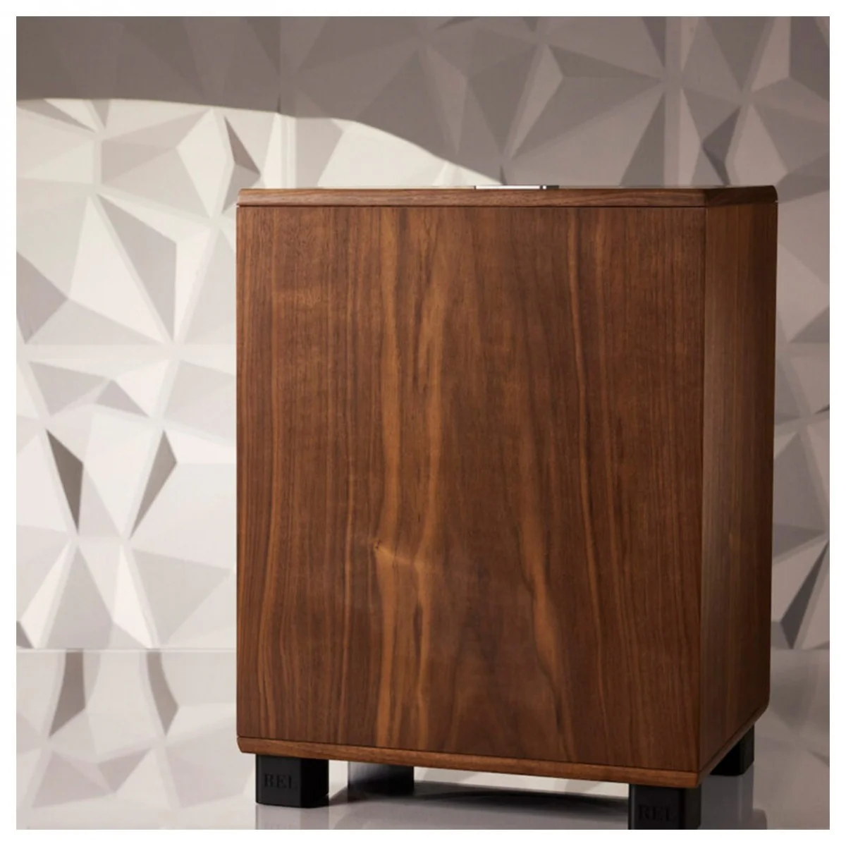 REL Classic 99 Subwoofer - Walnut - Image 6
