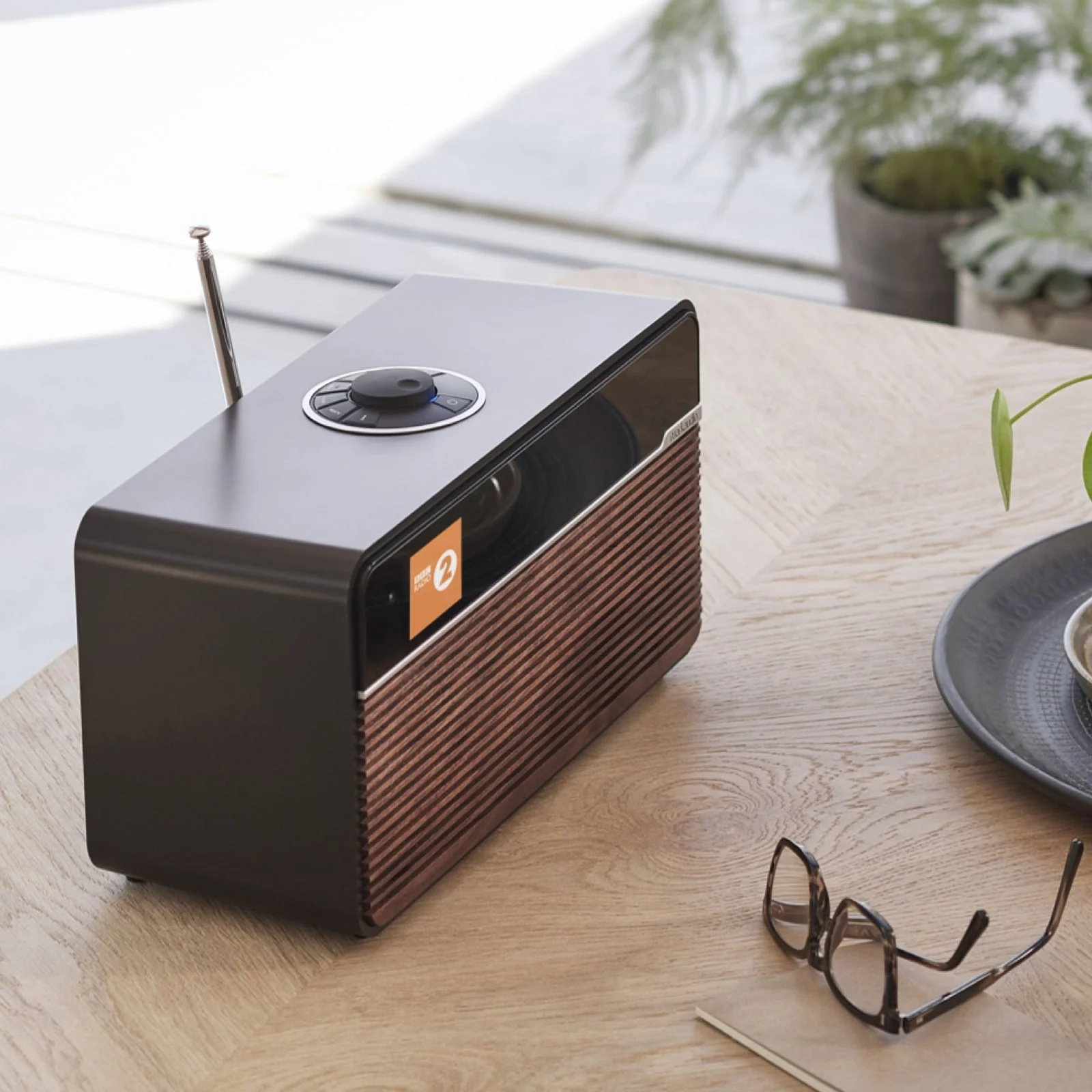 Ruark R2 MK4 Wireless Music System - Espresso - Image 6