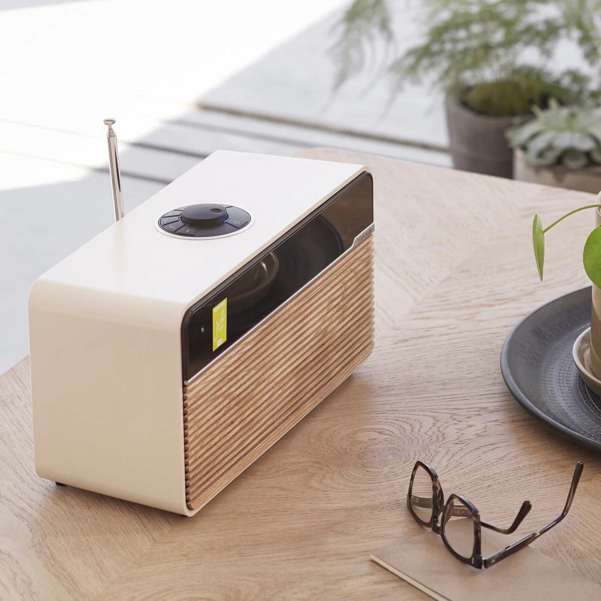 Ruark R2 MK4 Wireless Music System - Light Cream - Image 7