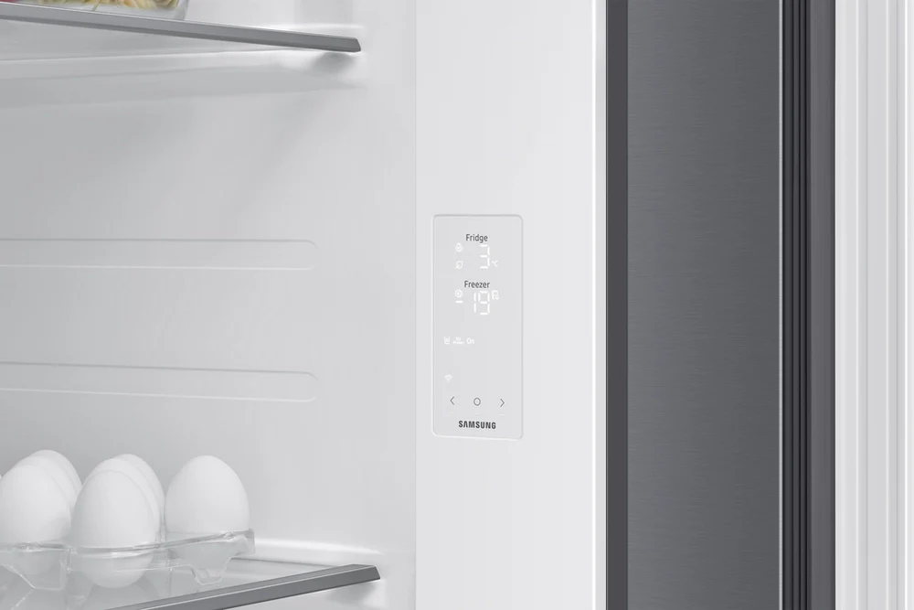 Samsung RS70F66KCTEU Series 7 Bespoke AI 91cm Side by Side American Style Fridge Freezer in Silver - Image 6