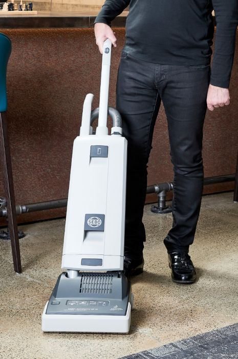 Sebo 90547GB XP10 Automatic Commercial Bagged Upright Vacuum Cleaner - Image 6