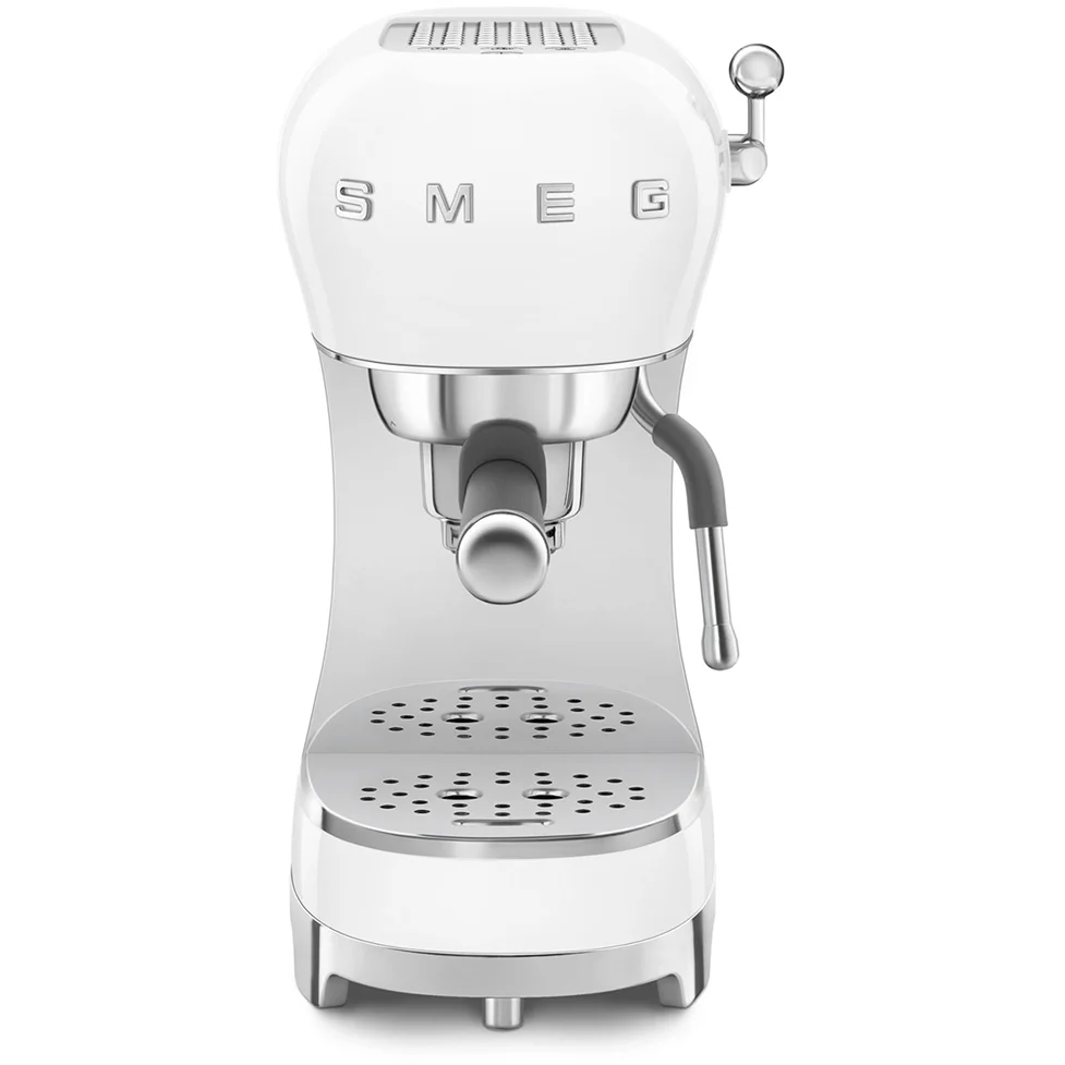 Smeg ECF02WHUK 50s Retro Style Espresso Coffee Machine with Steam Wand White - Image 4