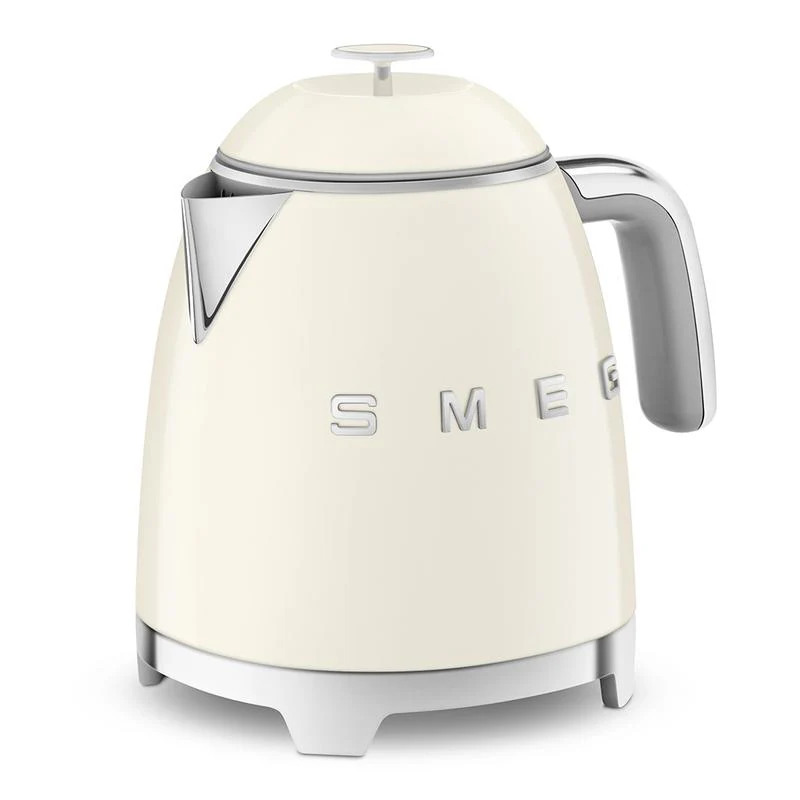 SMEG KLF05CRUK 50s Retro Style Mini Kettle Cream - Image 4