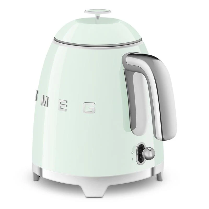 SMEG KLF05PGUK 50s Retro Style Mini Kettle Pastel Green - Image 6