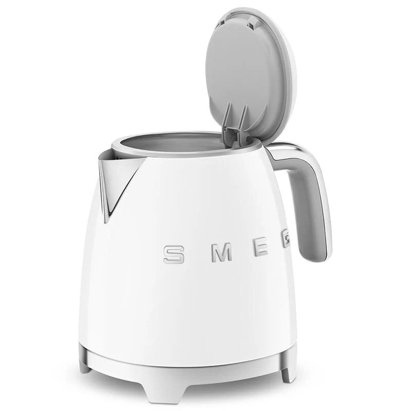 SMEG KLF05WHUK 50s Retro Style Mini Kettle White - Image 2
