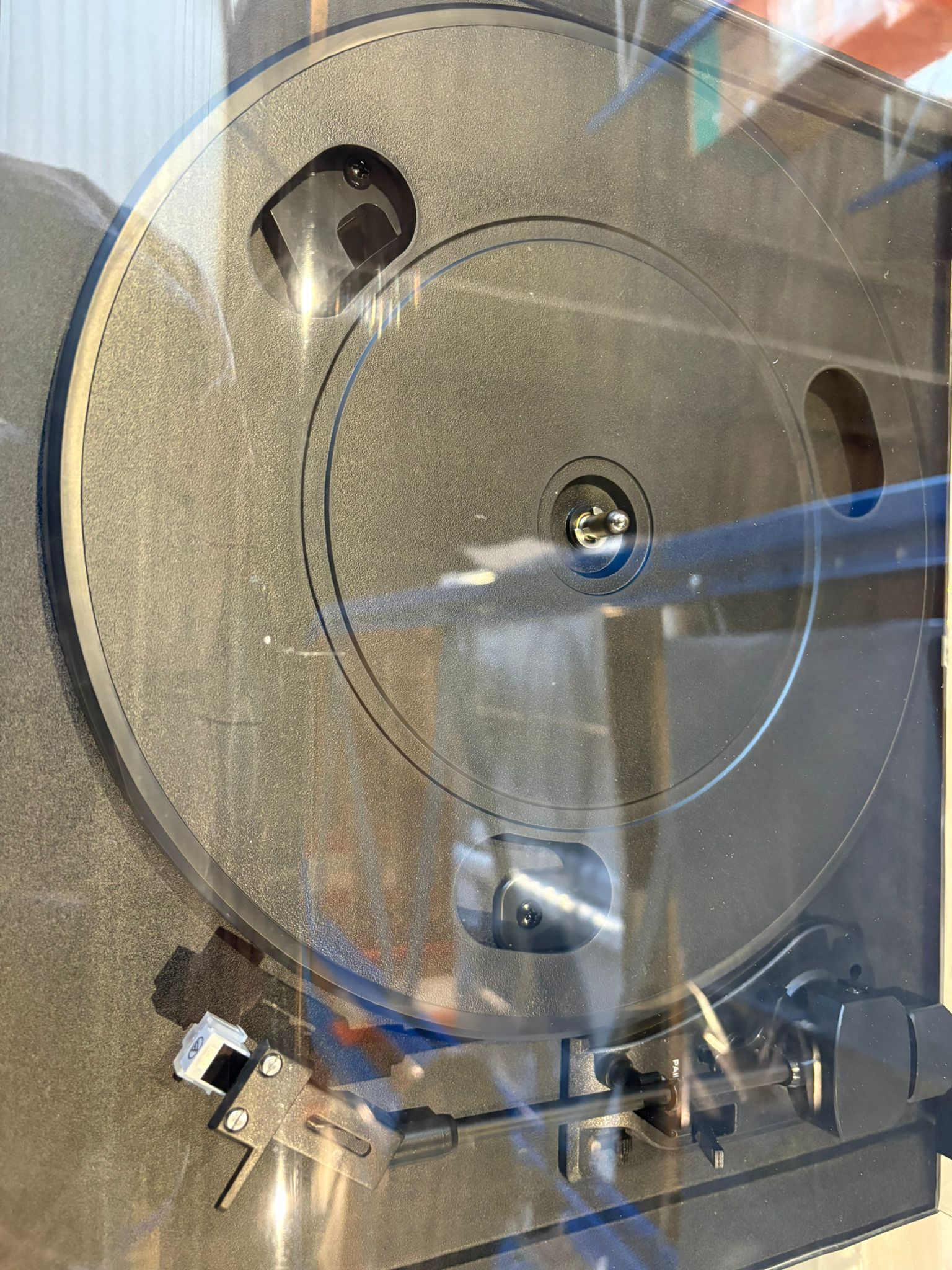 TEAC TN-180BT Bluetooth 3-speed Analog Turntable with Phono EQ in Black Ex-Display Clearance - Image 7