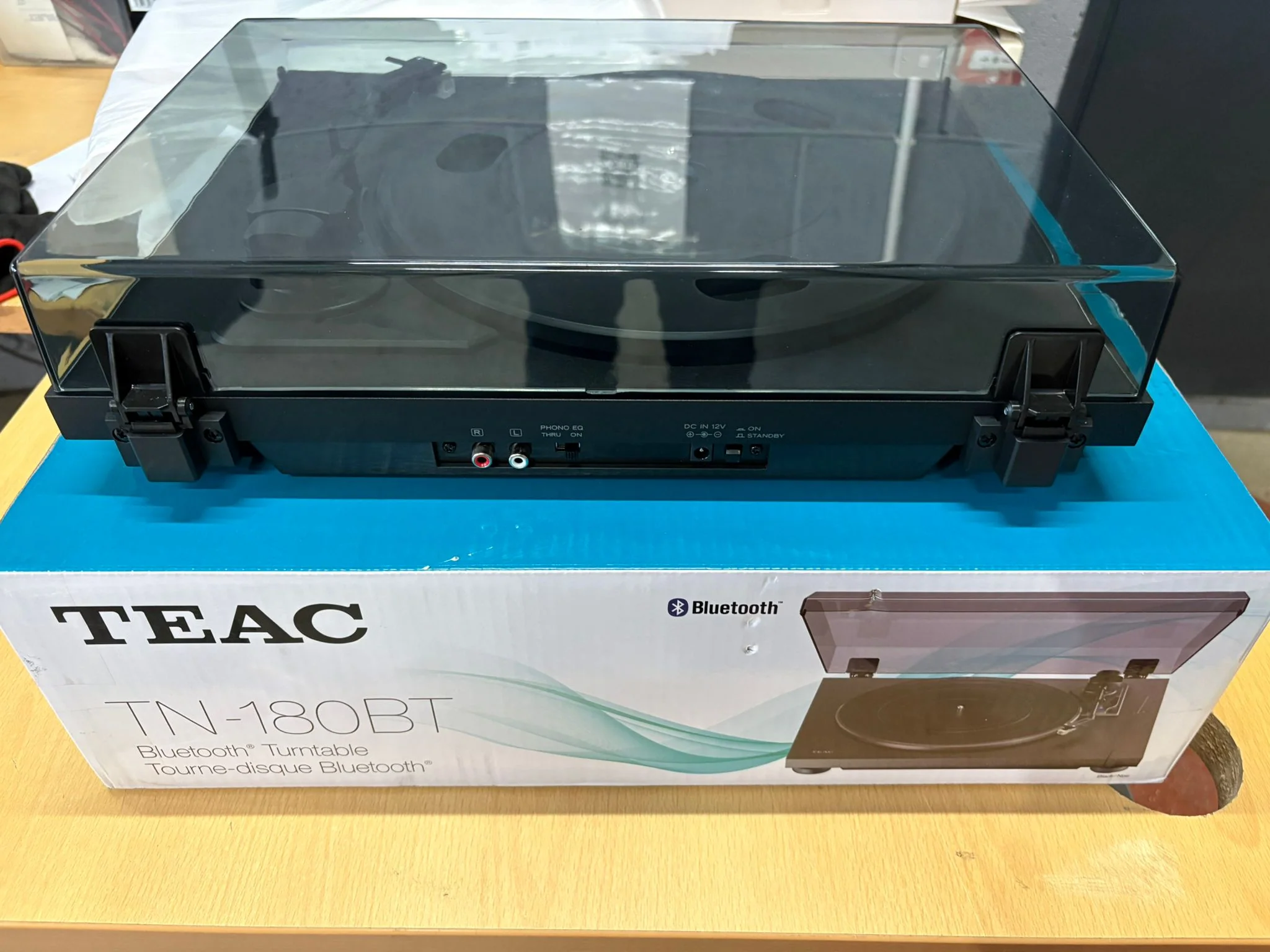 TEAC TN-180BT Bluetooth 3-speed Analog Turntable with Phono EQ in Black Ex-Display Clearance - Image 9
